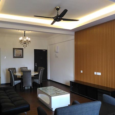 Midcity Service Suite Malacca Екстериор снимка