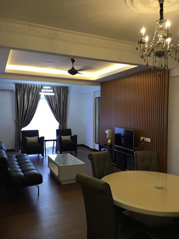 Midcity Service Suite Malacca Екстериор снимка